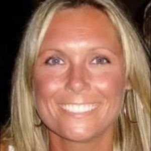 Meet your Posher, Adrienne